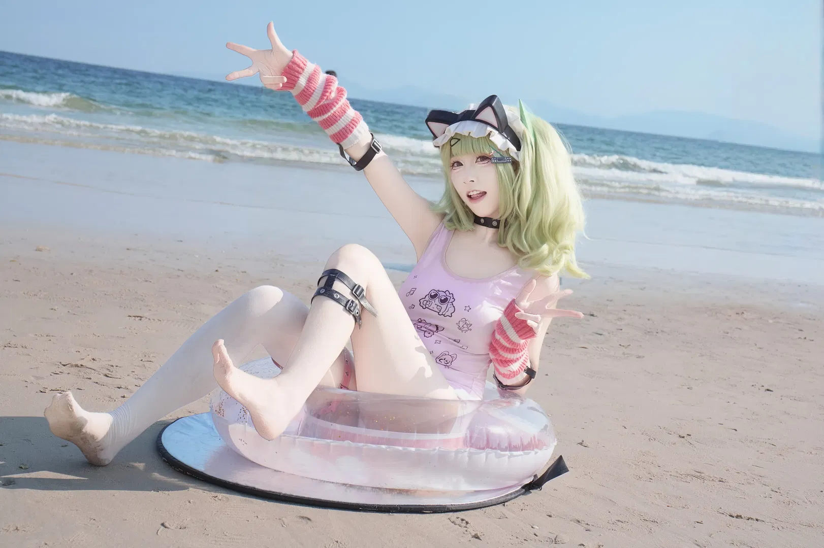 【千夏cos】海边泳装与可爱猫耳的夏日碰撞 - 第 1 张
