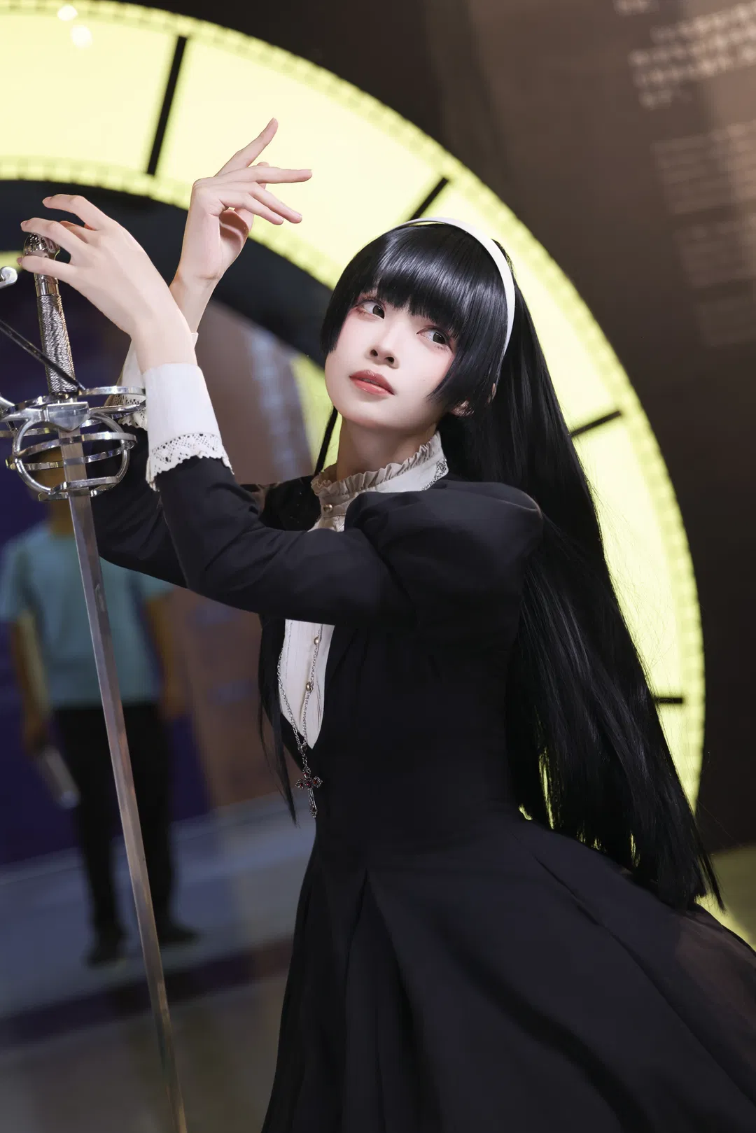 修女風黑裙搭配西洋劍的奇妙碰撞 - 第 7 張