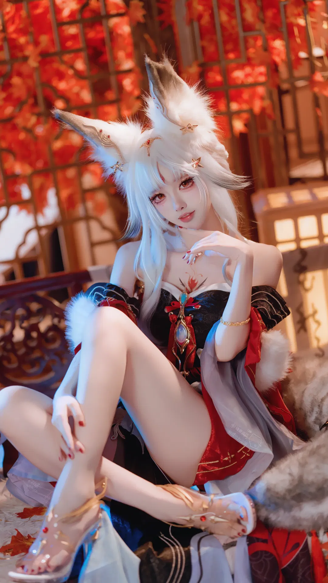 【心月狐cos】鳴潮心月狐，紅楓下的秋日之約 - 第 3 張