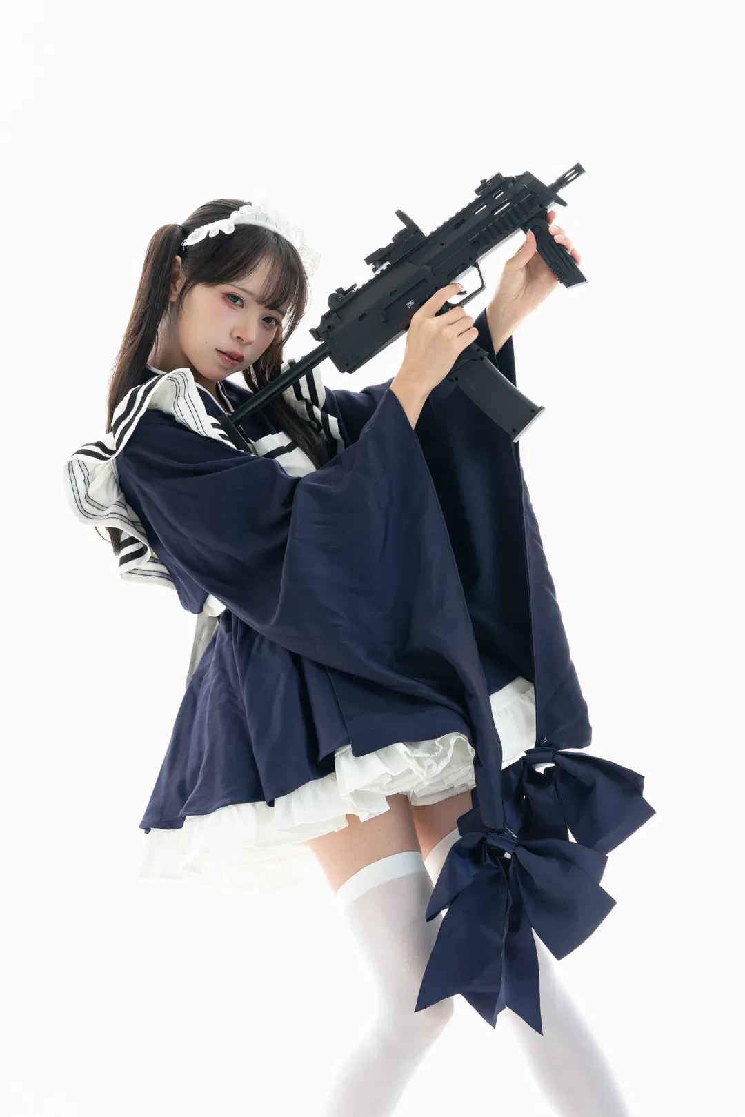 白棚和风武装女仆，动作参考与绘画素材拉满 - 第 11 张