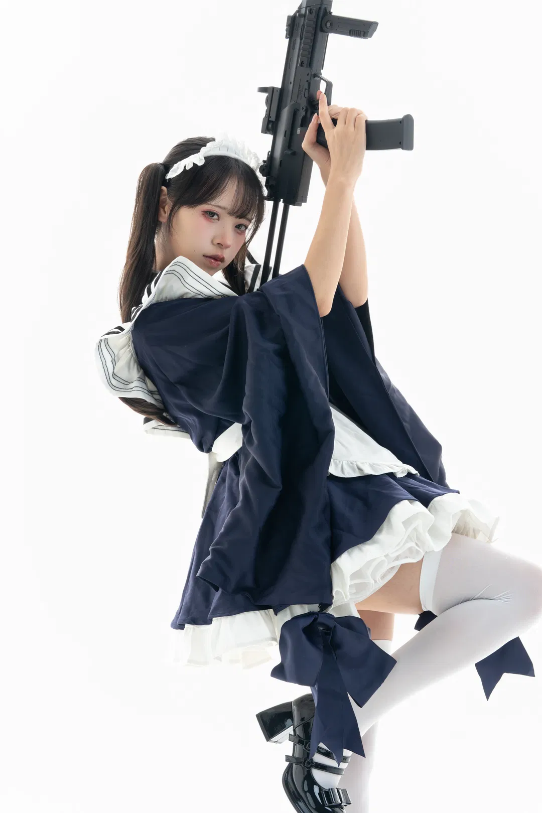 白棚和风武装女仆，动作参考与绘画素材拉满 - 第 13 张