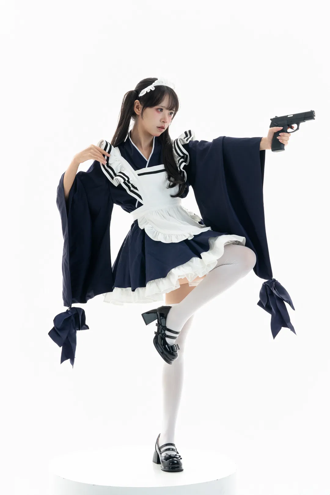 白棚和风武装女仆，动作参考与绘画素材拉满 - 第 6 张
