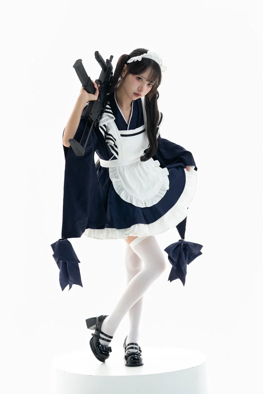 白棚和风武装女仆，动作参考与绘画素材拉满 - 第 9 张