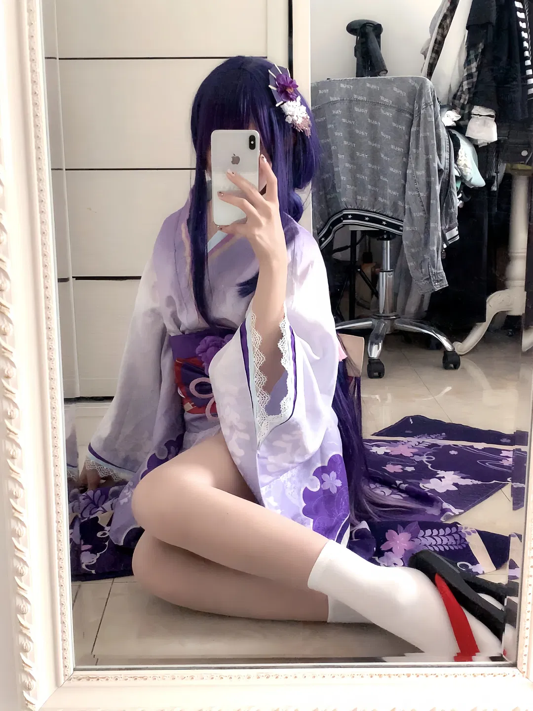 【雷電真cos】原神雷電真和服造型，細節還原與室內對鏡自拍分享 - 第 2 張