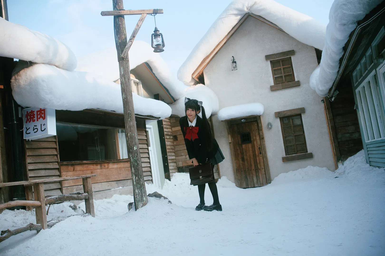 雪国JK制服写真，初雪的氛围感拉满 - 第 13 张