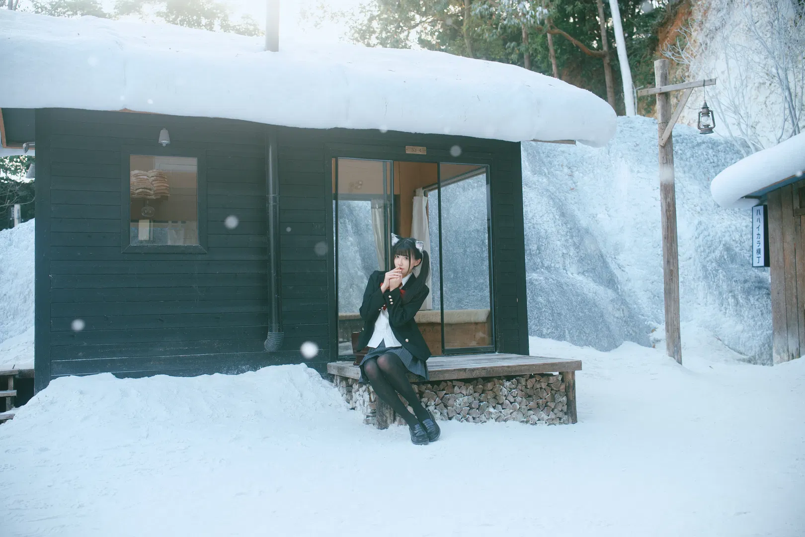 雪国JK制服写真，初雪的氛围感拉满 - 第 5 张