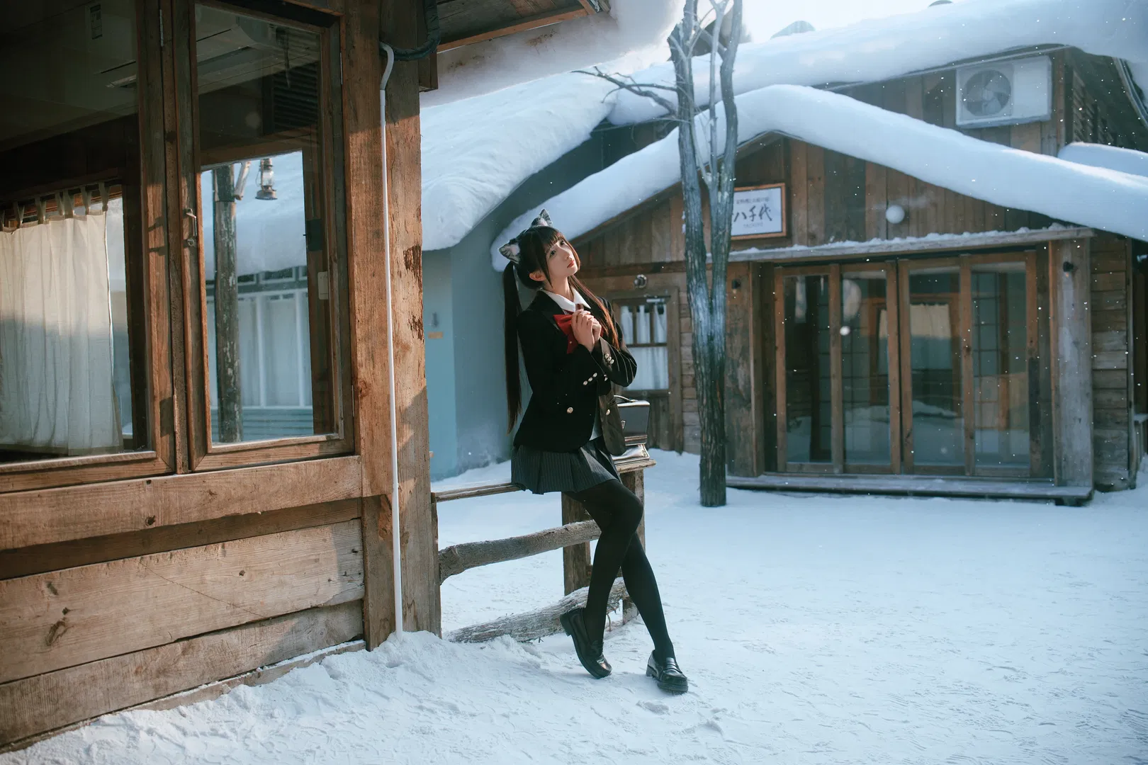 雪国JK制服写真，初雪的氛围感拉满 - 第 7 张