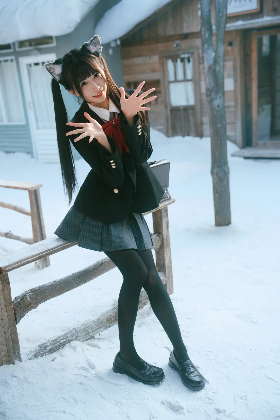 雪国JK制服写真，初雪的氛围感拉满 - 第 8 张