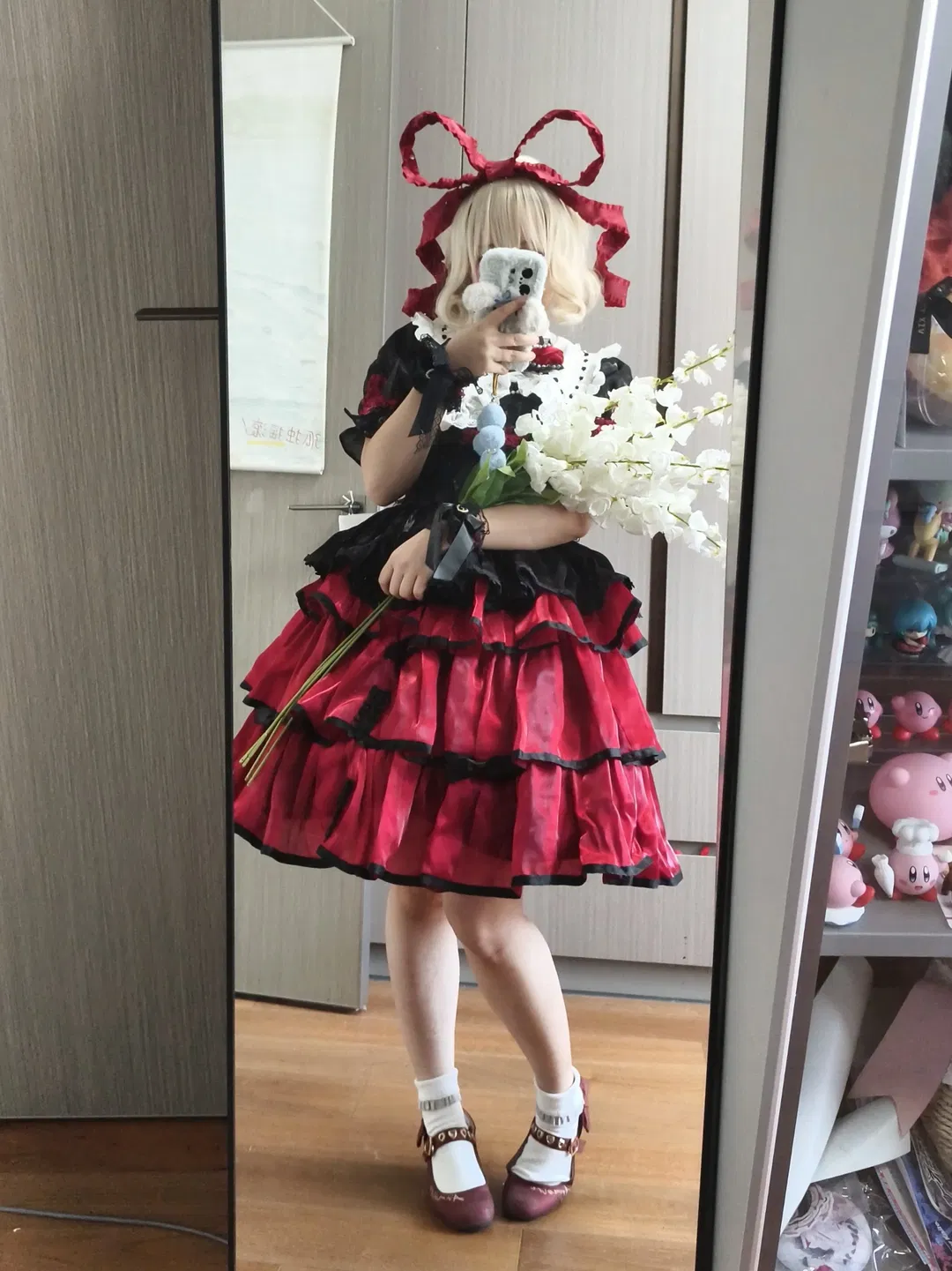 【梅蒂欣cos】小小的甜蜜毒药，红黑洛丽塔的毒人偶 - 第 1 张
