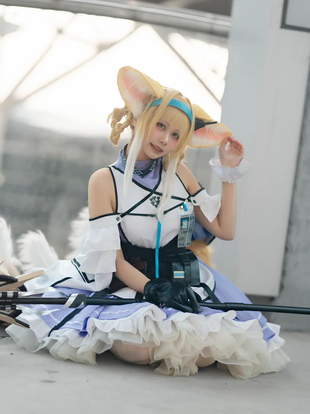 【铃兰cos】给罗德岛的小丽萨补过生日，白丝和裙摆细节拉满 - 第 2 张