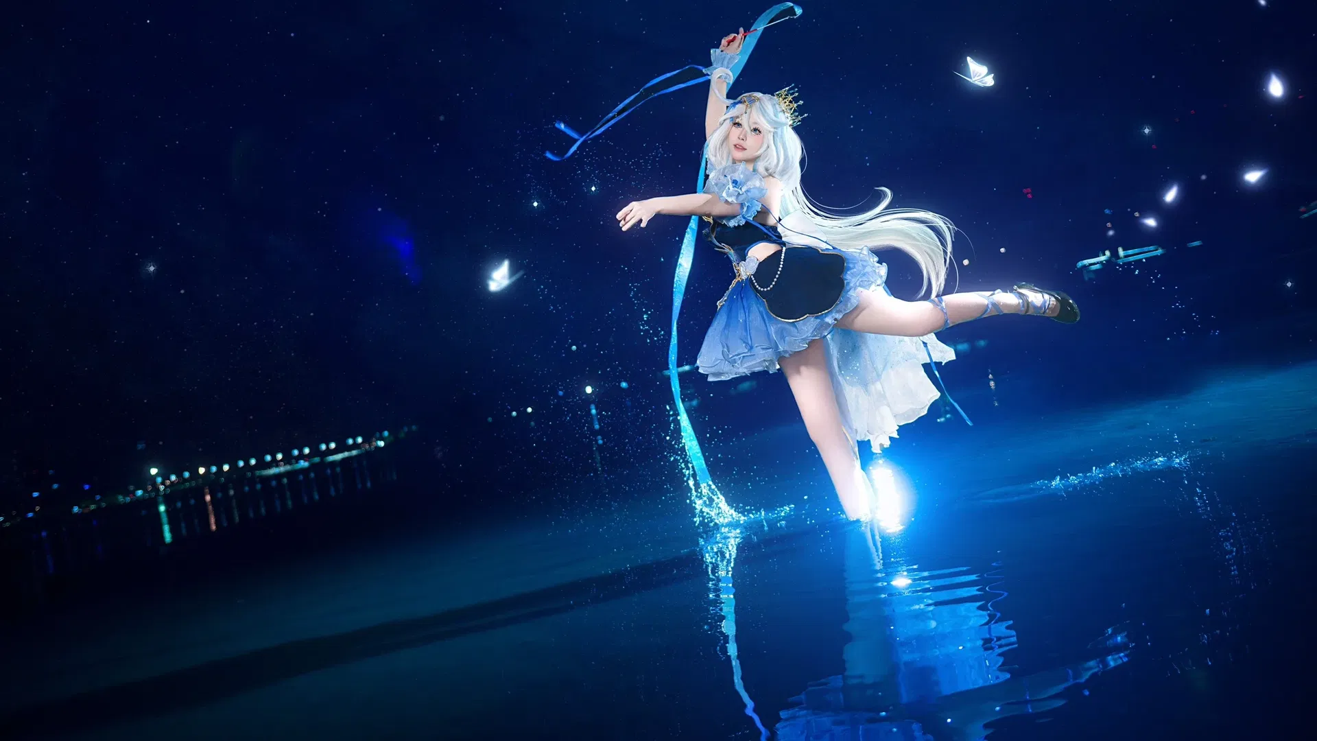 【芙卡洛斯cos】原神星空水面下的铃兰舞裙起舞横图 - 第 1 张