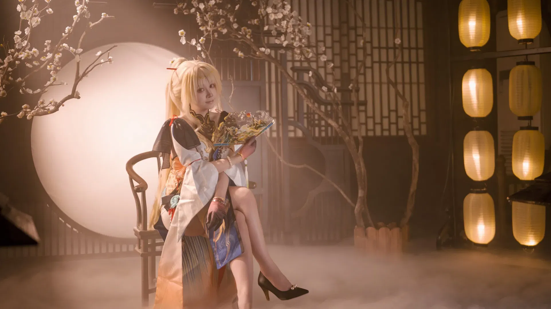 【穗穗cos】鸣潮国风造型，手执折扇坐看云起 - 第 9 张