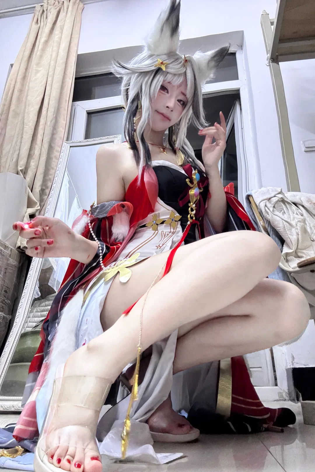 【心月狐cos】鸣潮里的御姐狐狸，今天你几点回家 - 第 1 张
