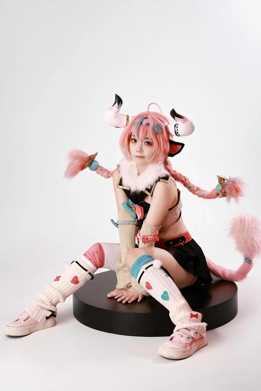 【瓦蕾莎cos】不是胖是可愛到膨脹的拍照姿勢分享 - 第 5 張