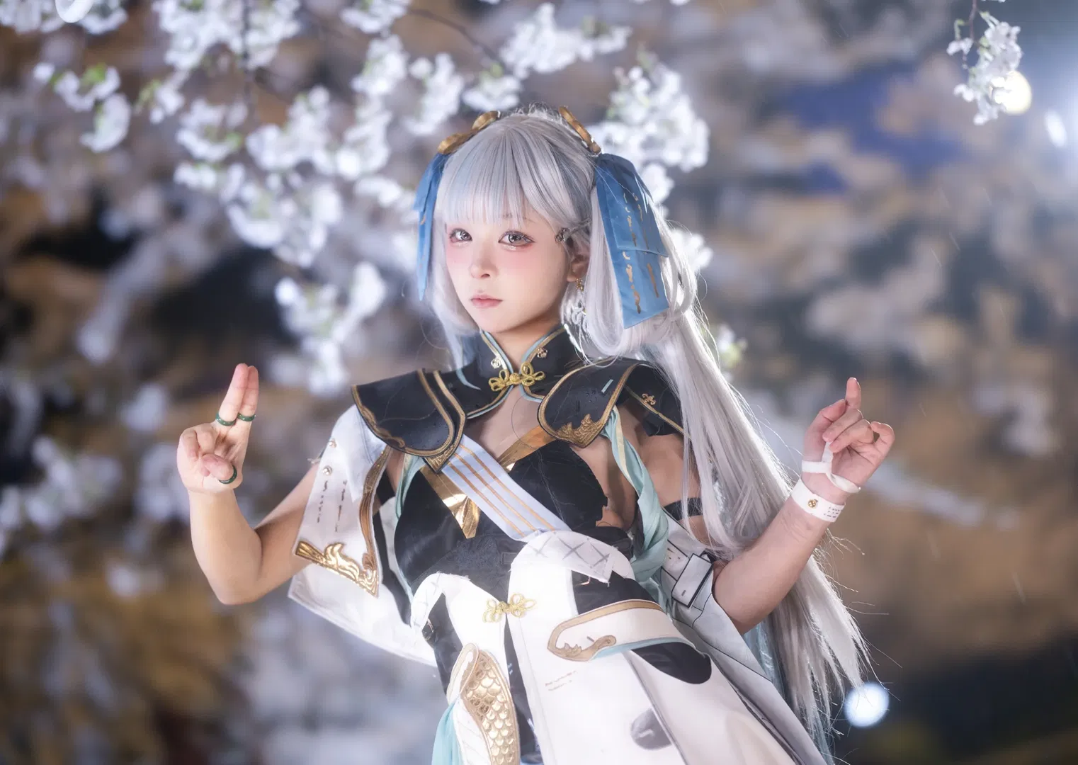 【今汐cos】鸣潮夜景樱花，细节考究的动态拍摄记录 - 第 2 张