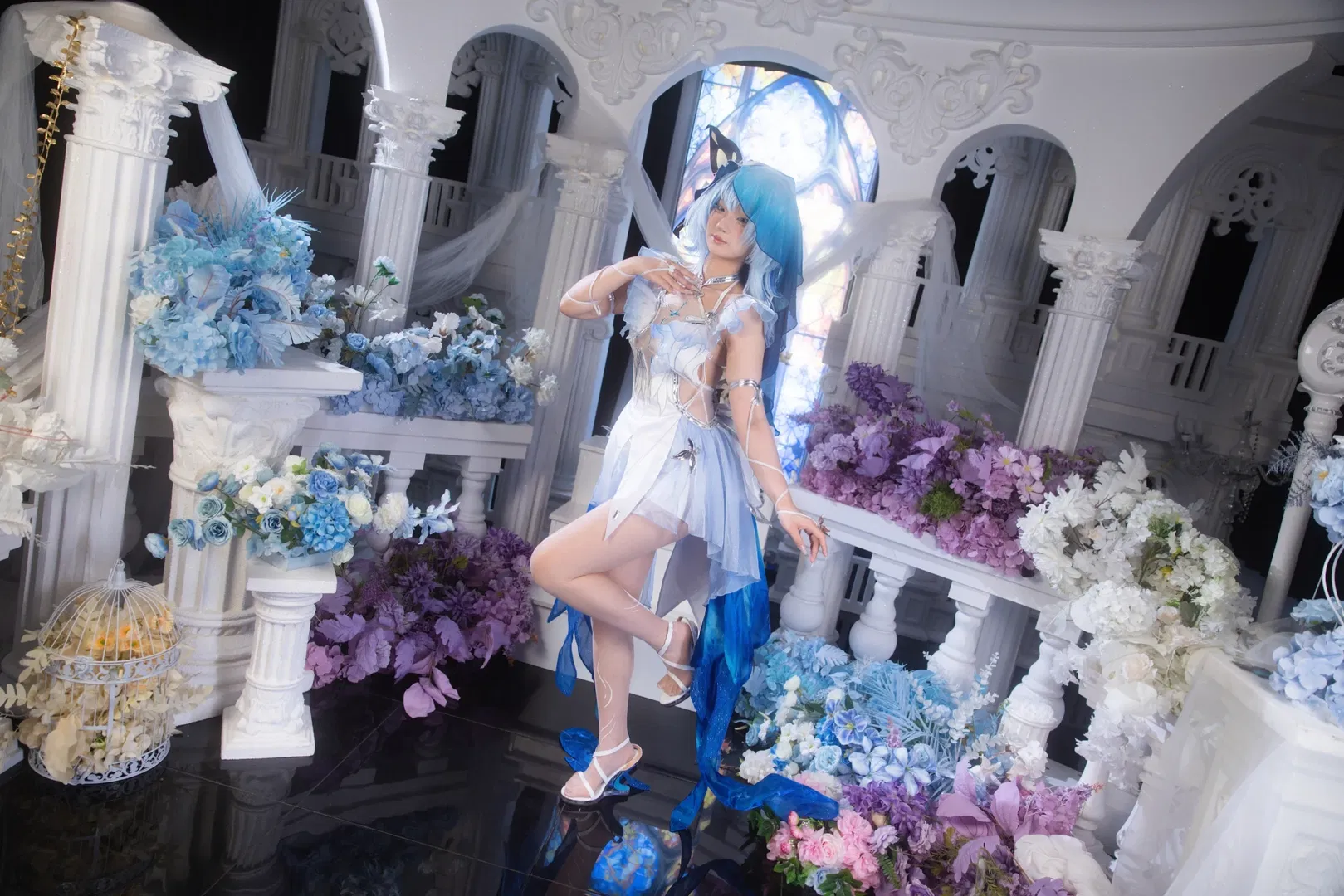 【守岸人cos】鳴潮白藍紗裙，夢幻花海里的清冷氣質 - 第 4 張