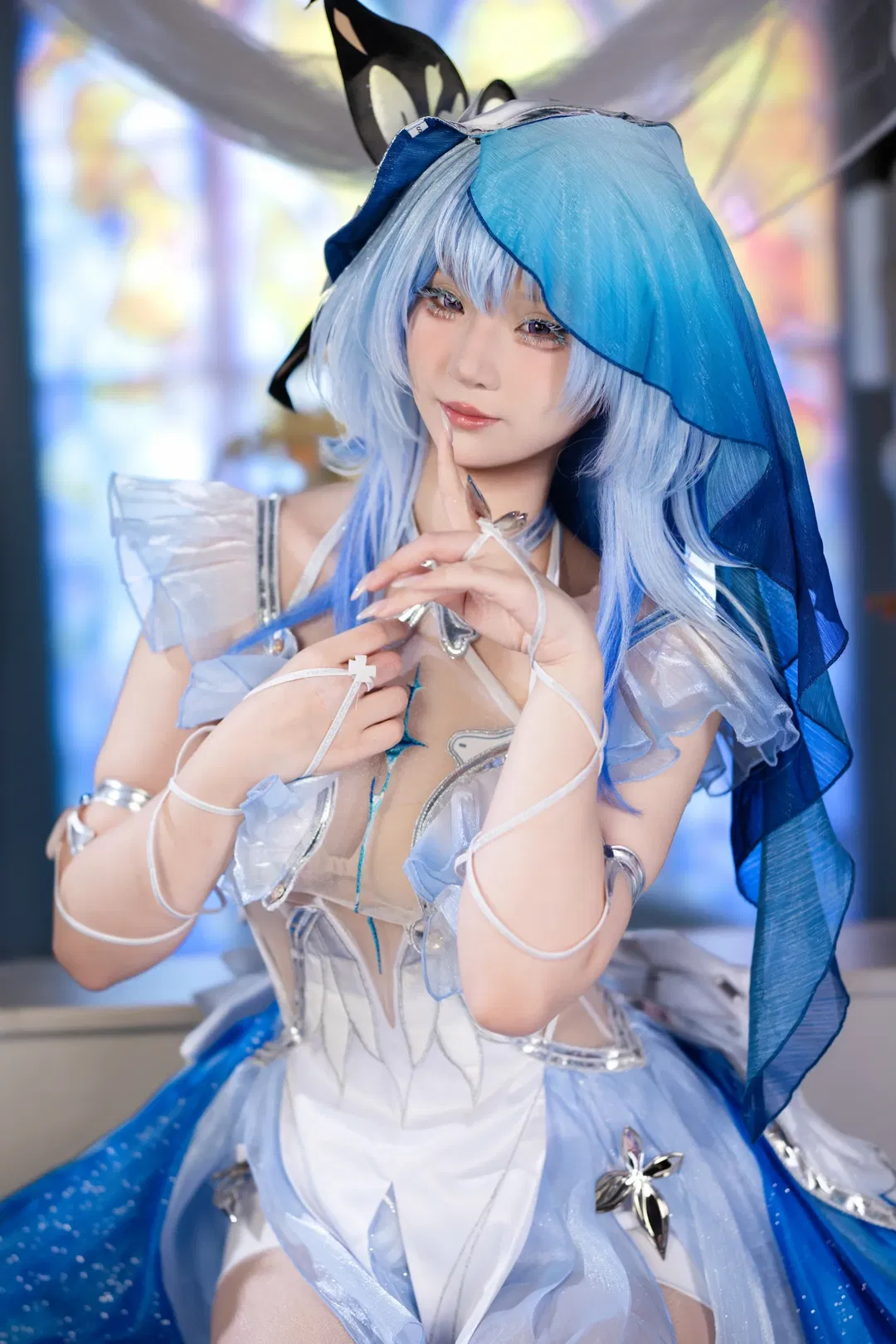 【守岸人cos】鳴潮白藍紗裙，夢幻花海里的清冷氣質 - 第 7 張