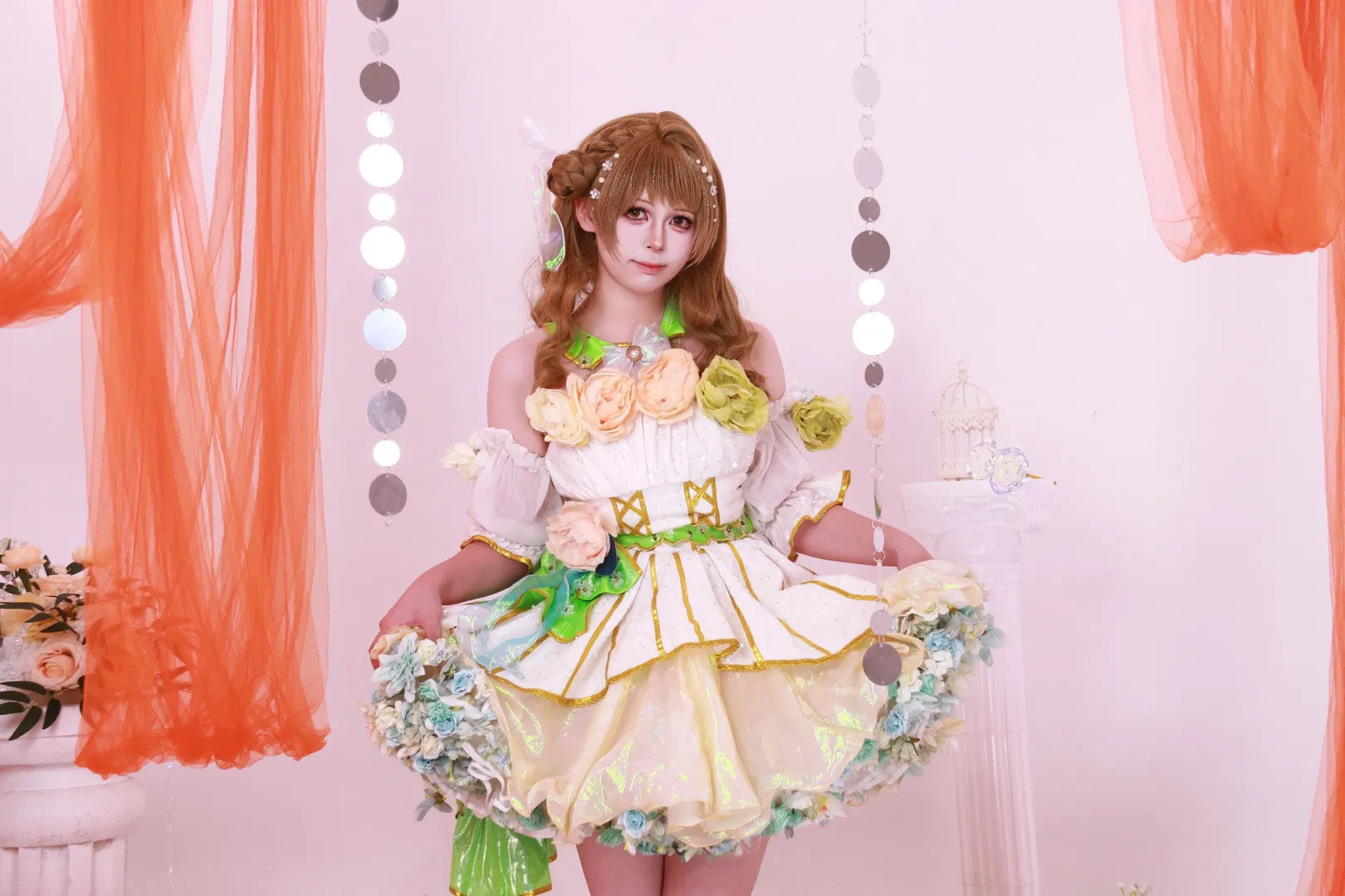 【南小鸟cos】Lovelive梦幻花朵洋装，光影下的闪耀时刻 - 第 5 张