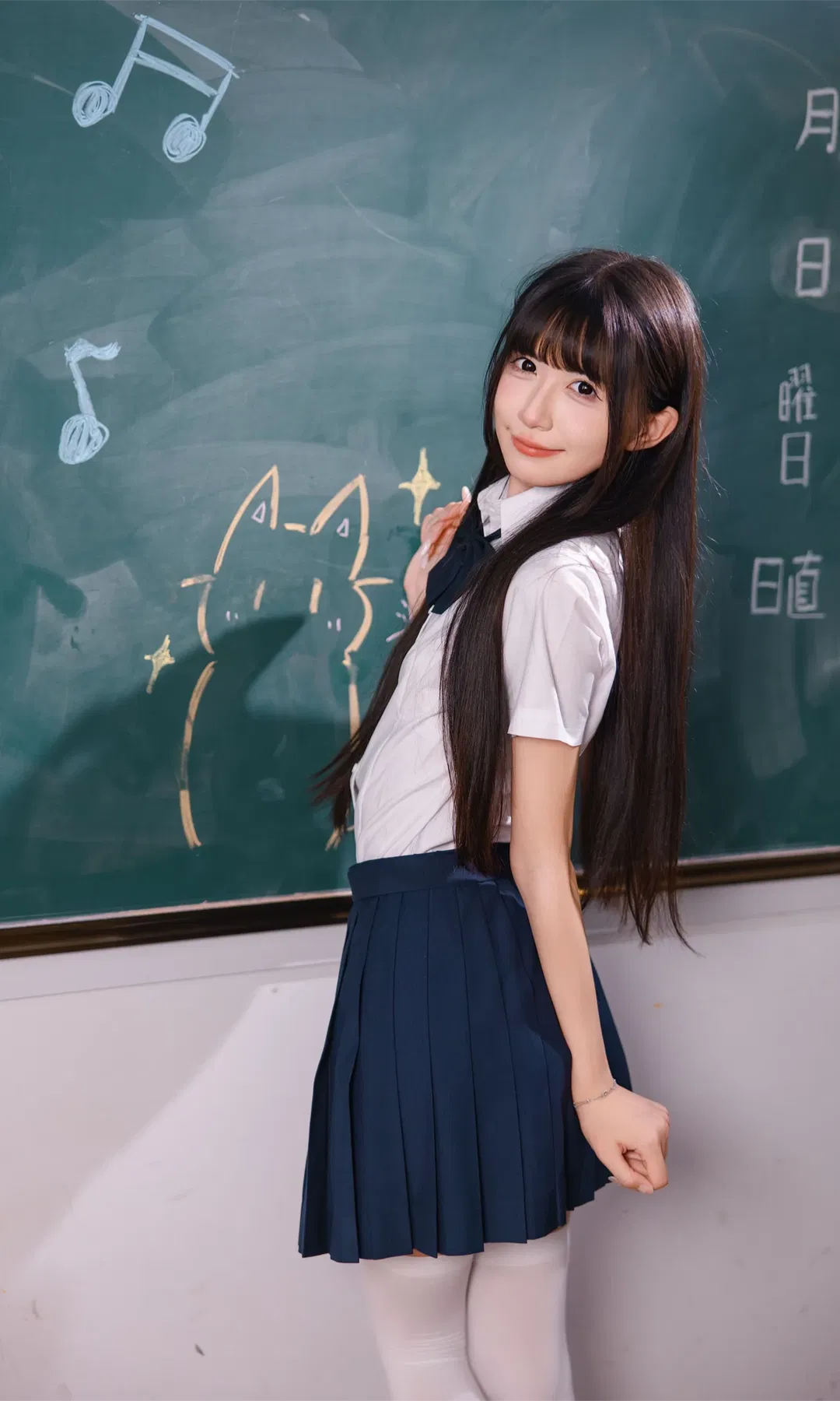 重回校园时代 教室里的JK制服少女 - 第 10 张