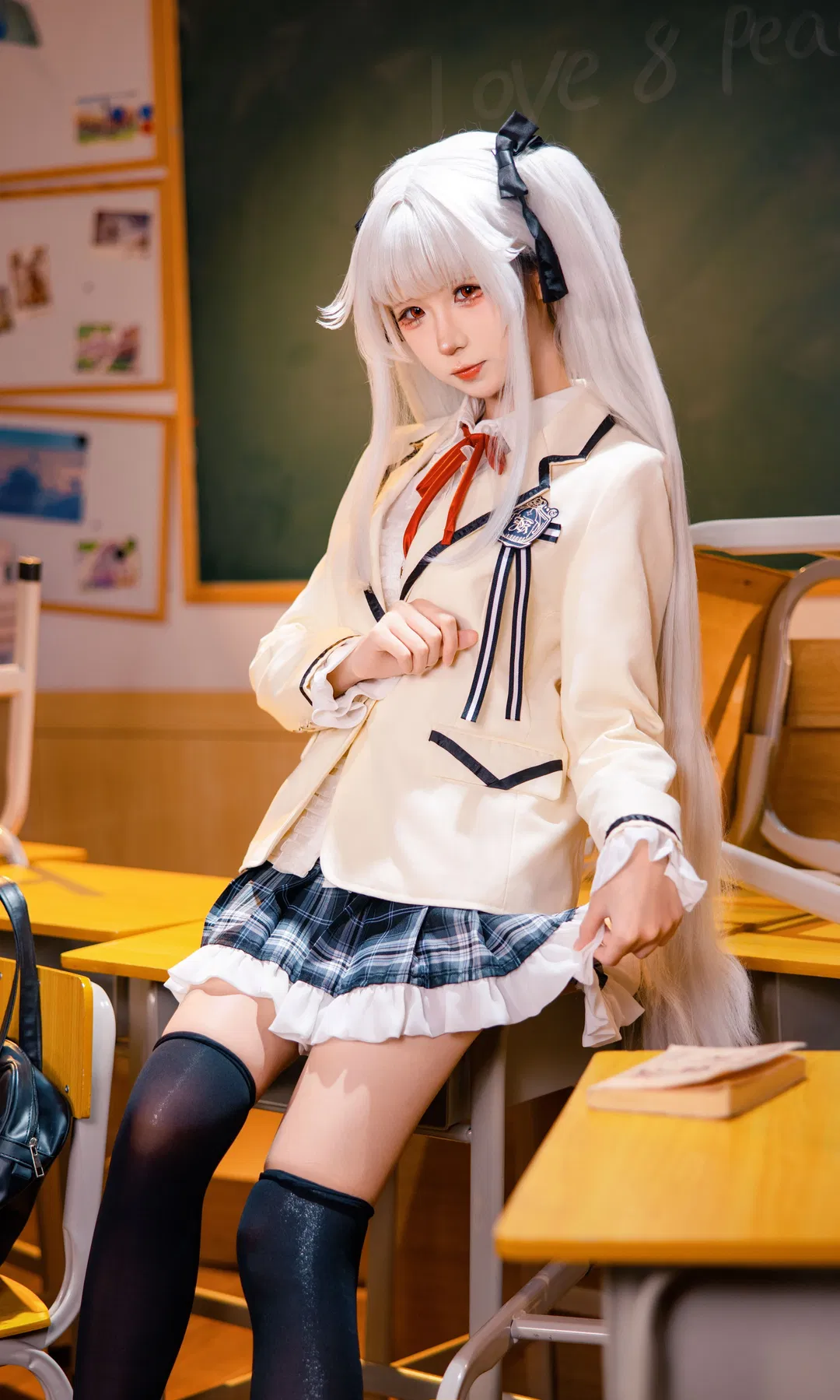【篝之雾枝cos】美少女万华镜 教室里的校服时光 - 第 2 张