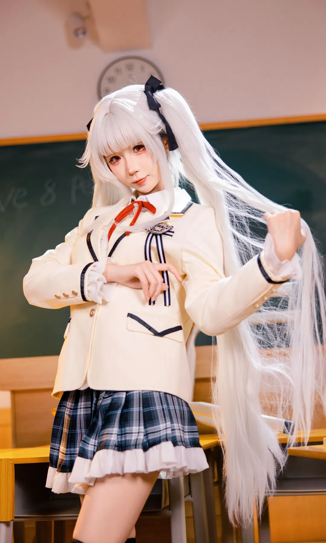 【篝之雾枝cos】美少女万华镜 教室里的校服时光 - 第 8 张