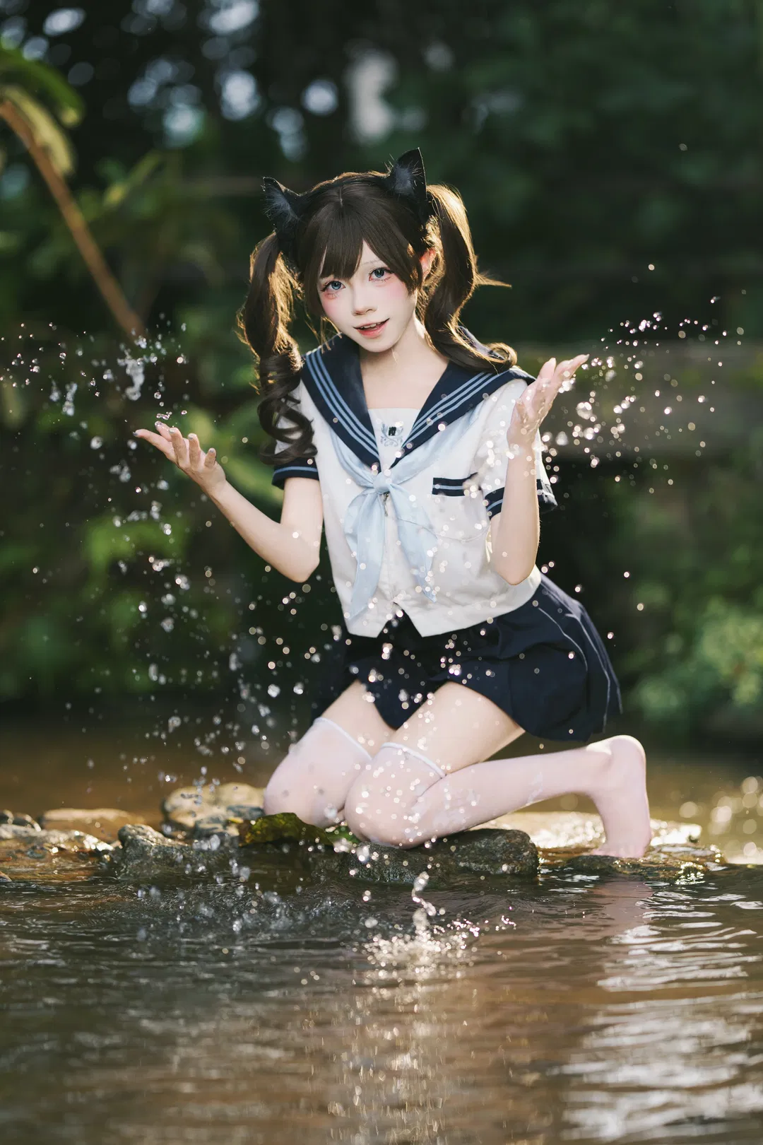 夏日溪流玩水，这套JK水手服写真太有生命力了 - 第 10 张