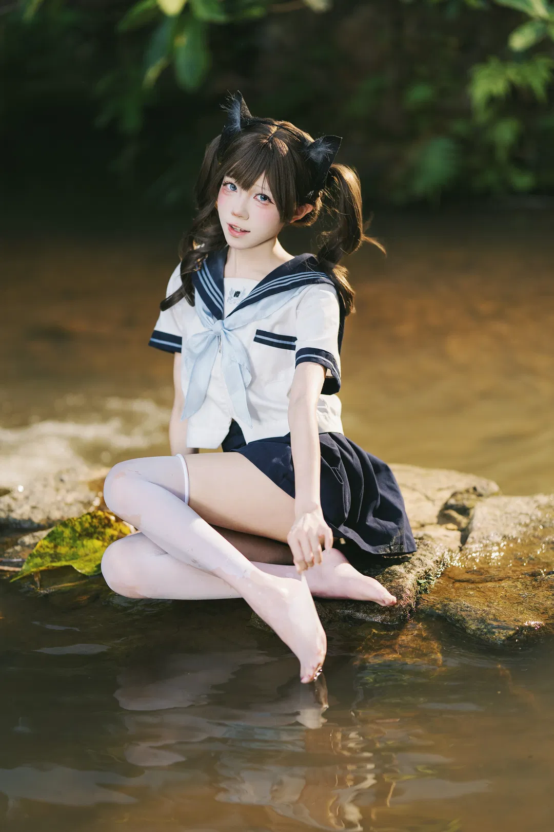 夏日溪流玩水，这套JK水手服写真太有生命力了 - 第 13 张