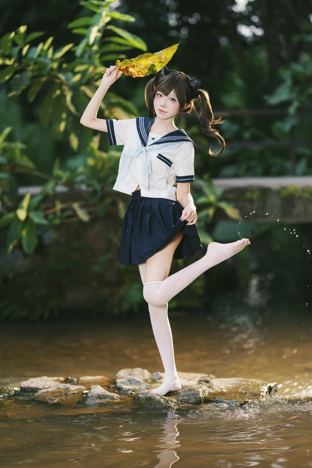 夏日溪流玩水，这套JK水手服写真太有生命力了 - 第 2 张