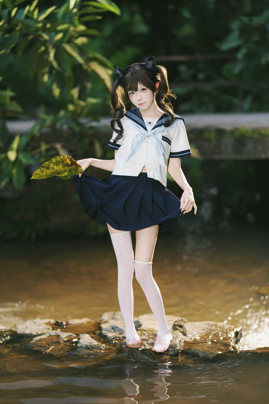 夏日溪流玩水，这套JK水手服写真太有生命力了 - 第 3 张