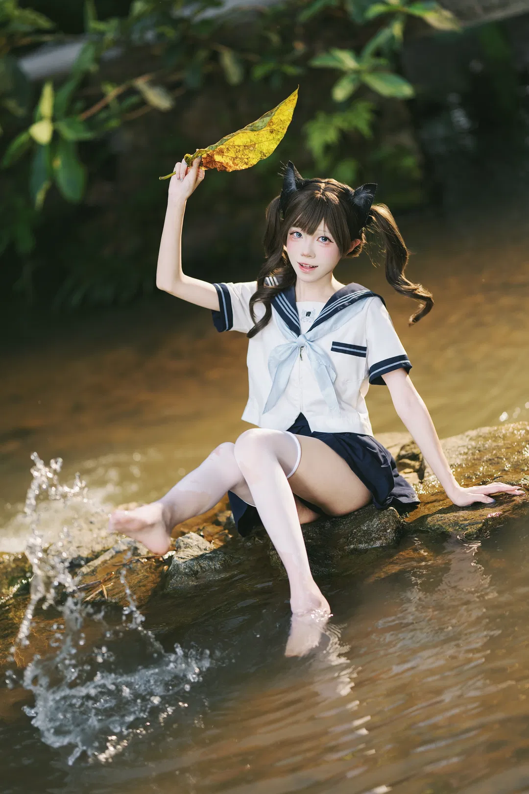 夏日溪流玩水，这套JK水手服写真太有生命力了 - 第 9 张
