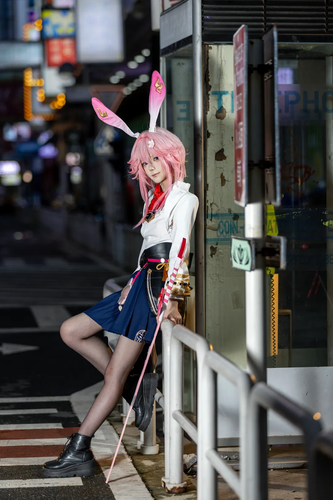 【绯英cos】星穹铁道正片，兔耳粉发少女的城市街拍 - 第 4 张