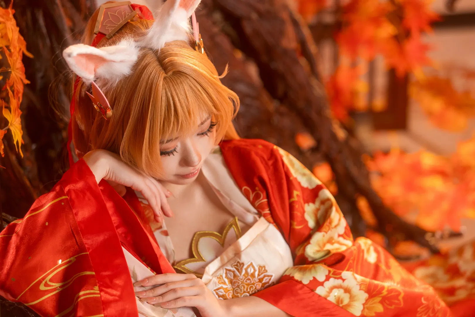 【公孫離cos】王者榮耀和風楓葉棚拍，紅白配色桌布版 - 第 2 張