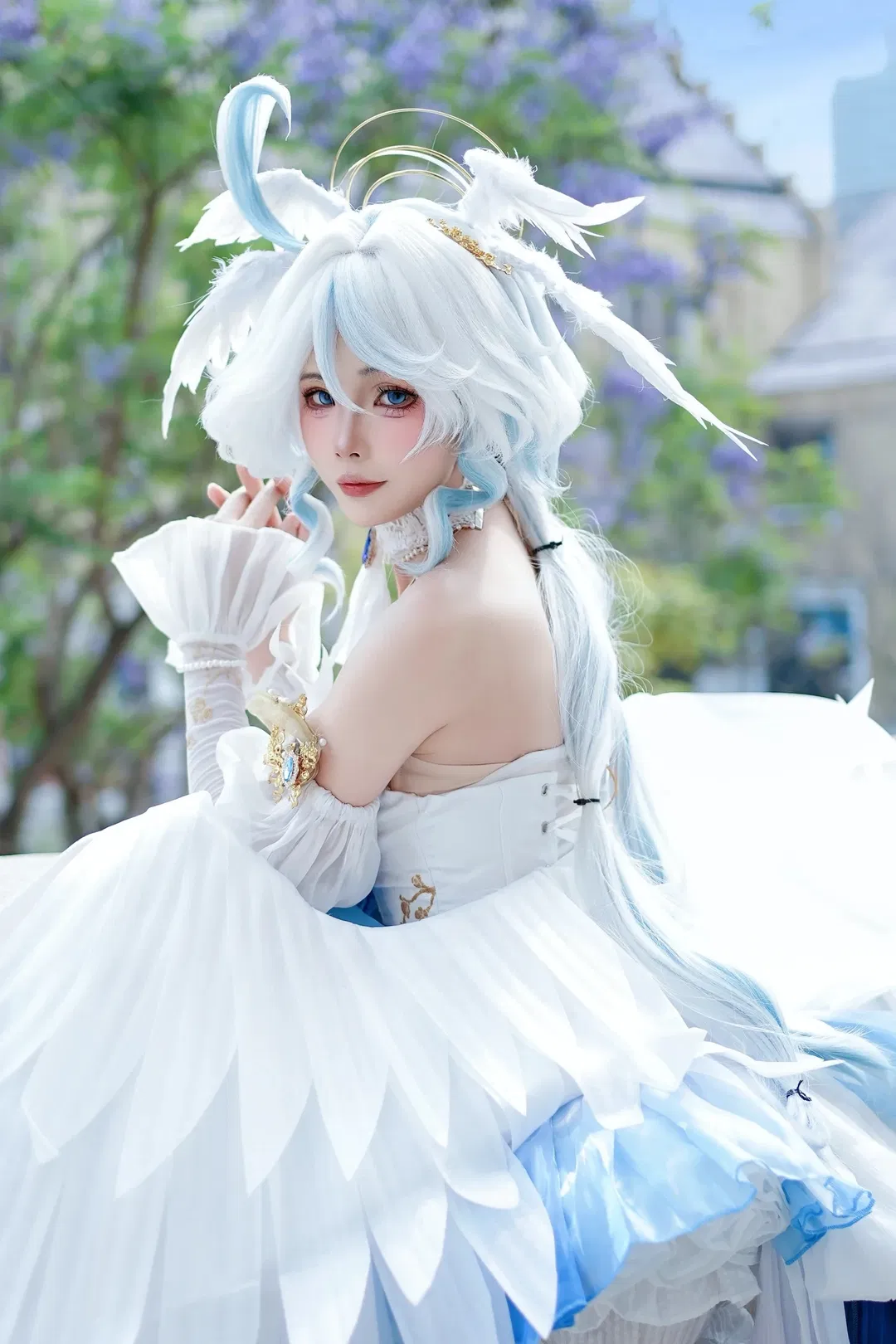 【芙宁娜cos】原神水神的蓝白梦境，还原度极高的外景正片 - 第 2 张