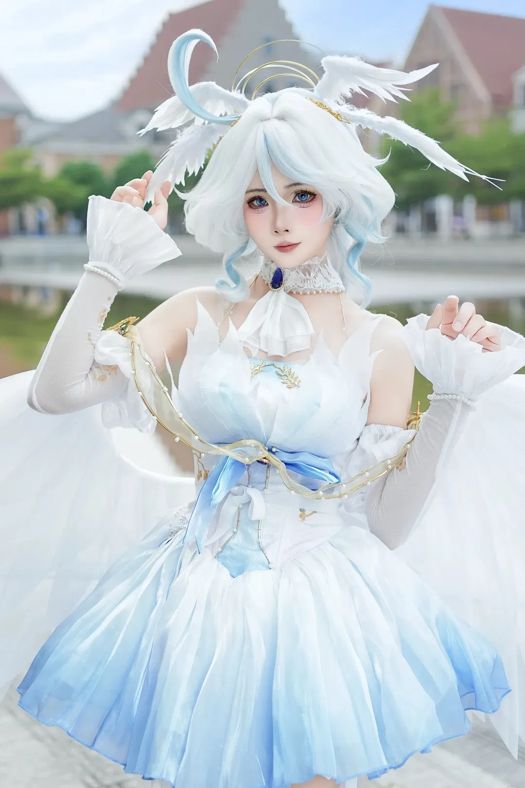 【芙宁娜cos】原神水神的蓝白梦境，还原度极高的外景正片 - 第 5 张