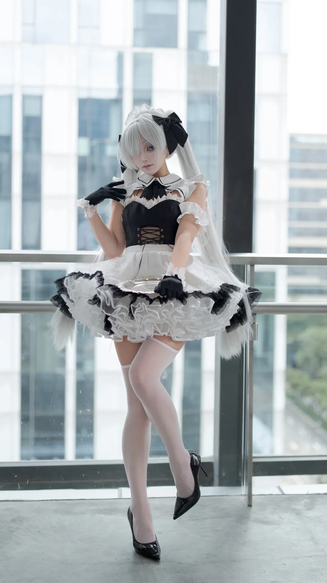 【灰姑娘cos】勝利女神灰姑娘，黑白女僕裝扮與白絲細節 - 第 1 張