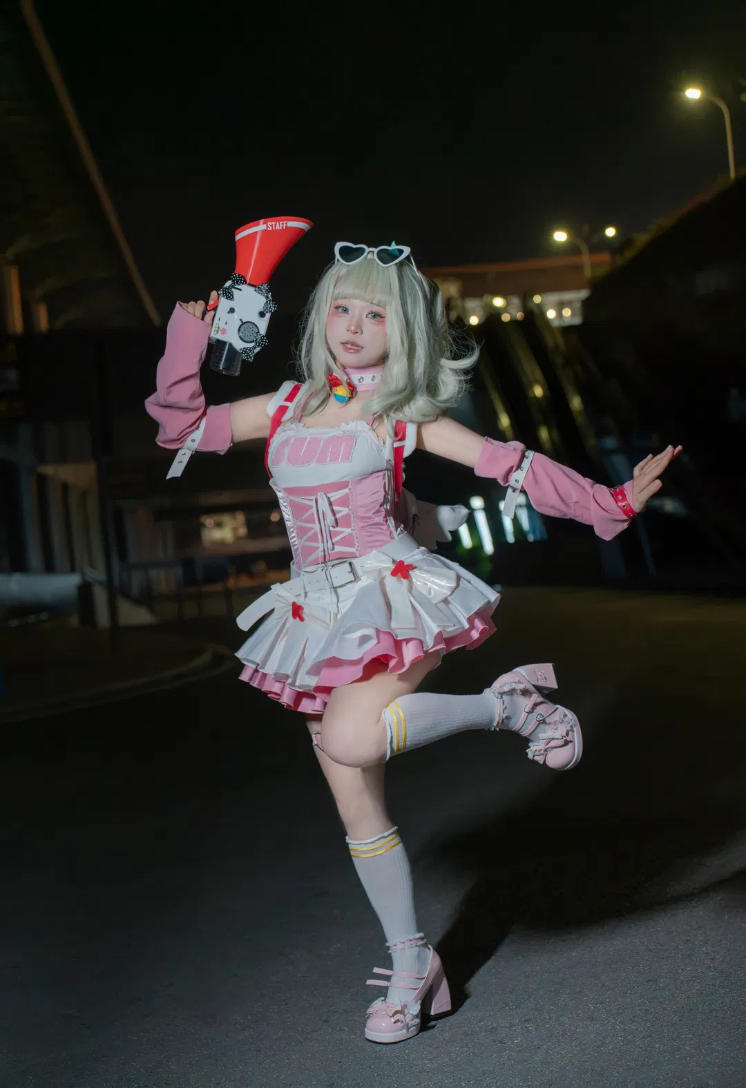 【千夏cos】绝区零肯德基联动夜景正片 - 第 5 张
