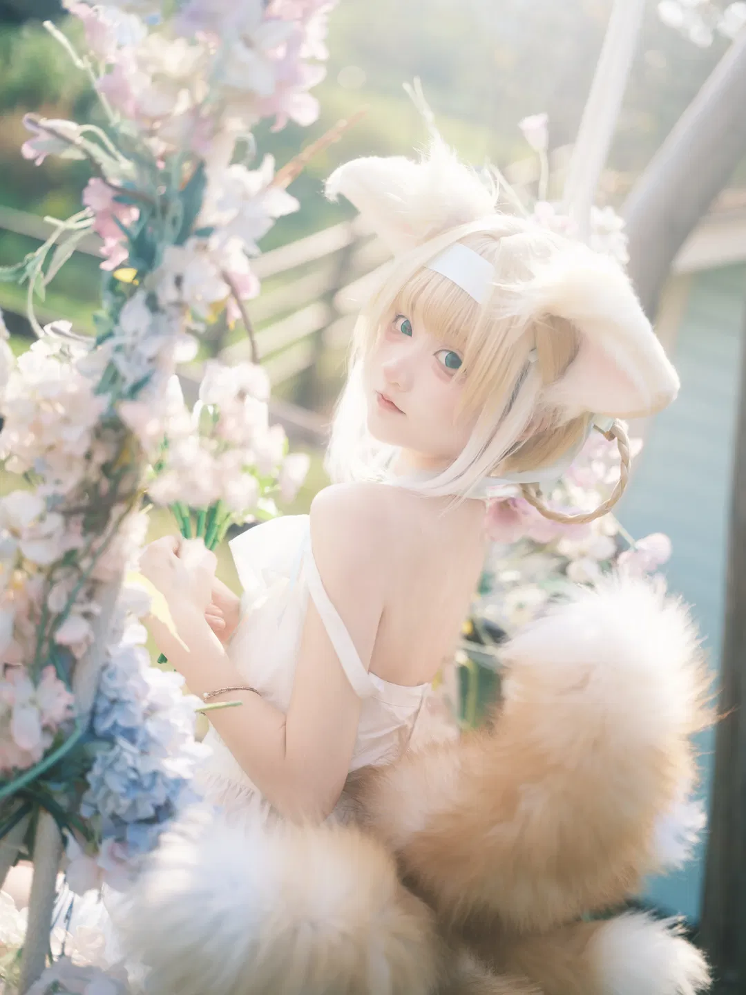 【铃兰cos】明日方舟幸运花圃里的像花一样盛开 - 第 2 张