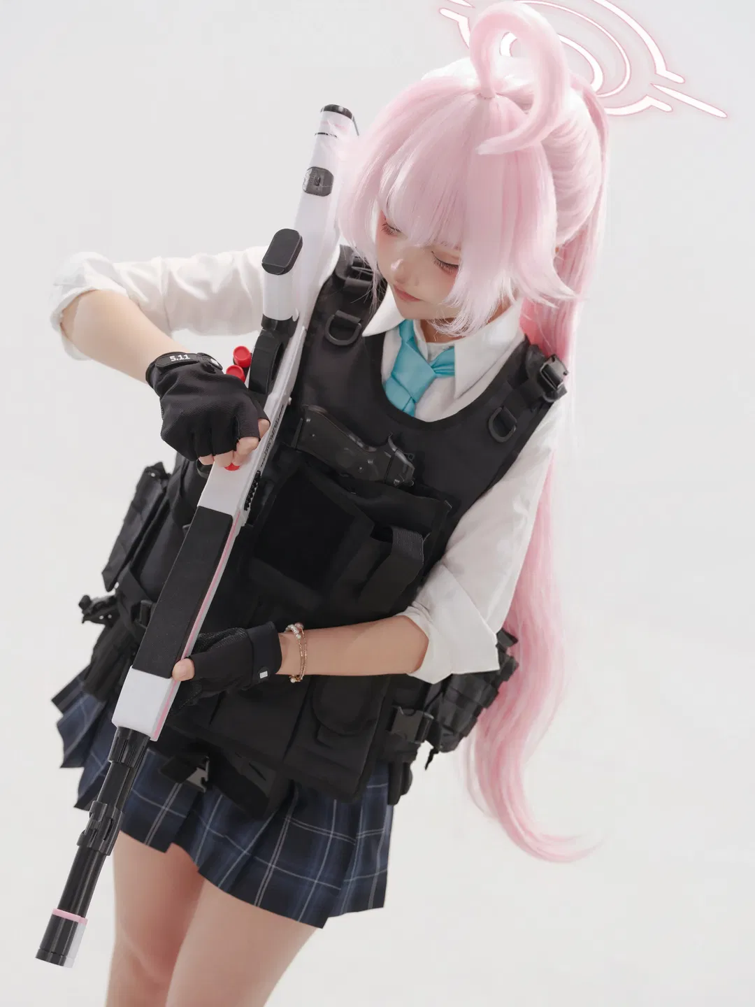 【小鳥遊星野cos】蔚藍檔案臨戰星野的戰術裝備展示 - 第 3 張