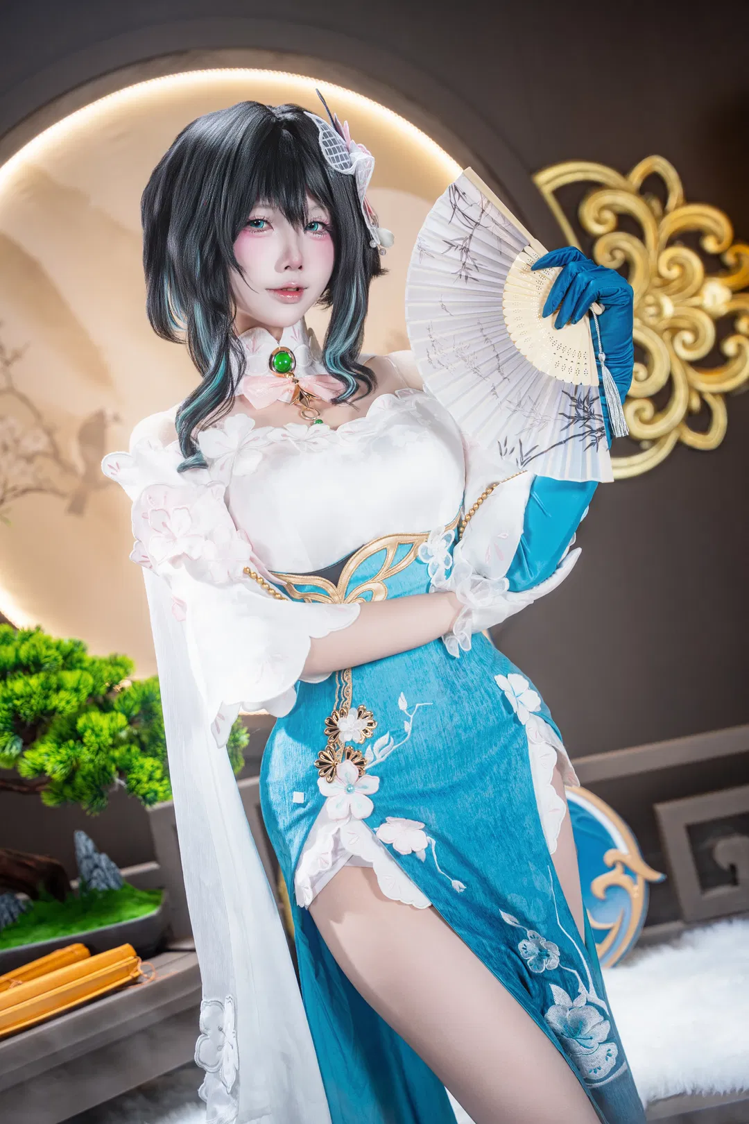 【阮梅cos】崩坏星穹铁道国风御姐，青蓝旗袍与折扇的碰撞 - 第 1 张