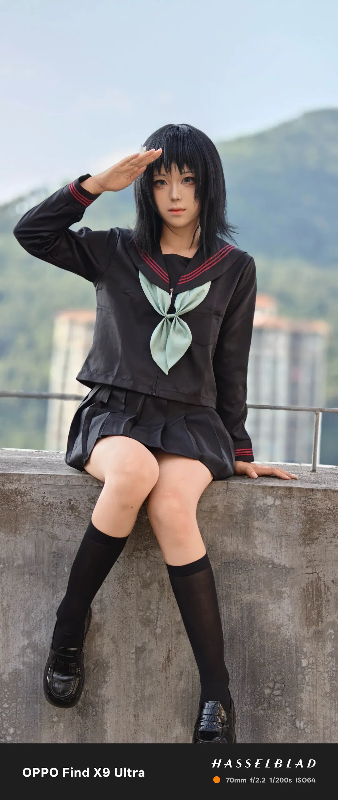 天台上的黑水手服少女：手機哈蘇人像實拍 - 第 3 張