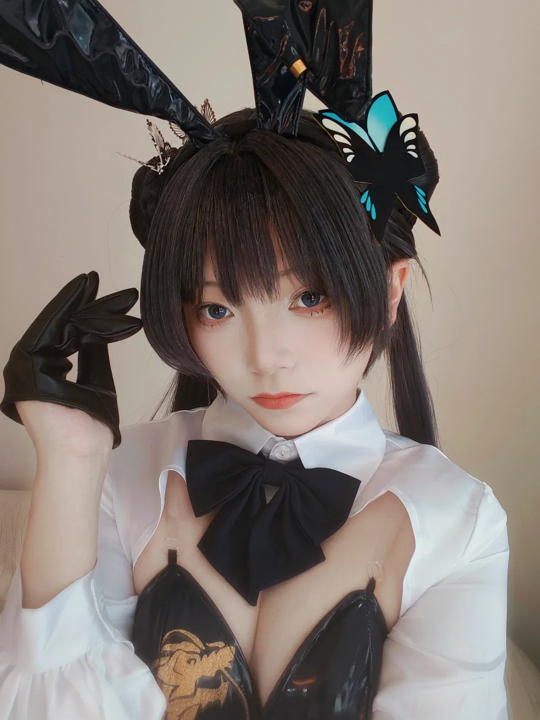 【妃咲cos】漆皮兔耳与蝴蝶元素的暗黑系碰撞 - 第 2 张