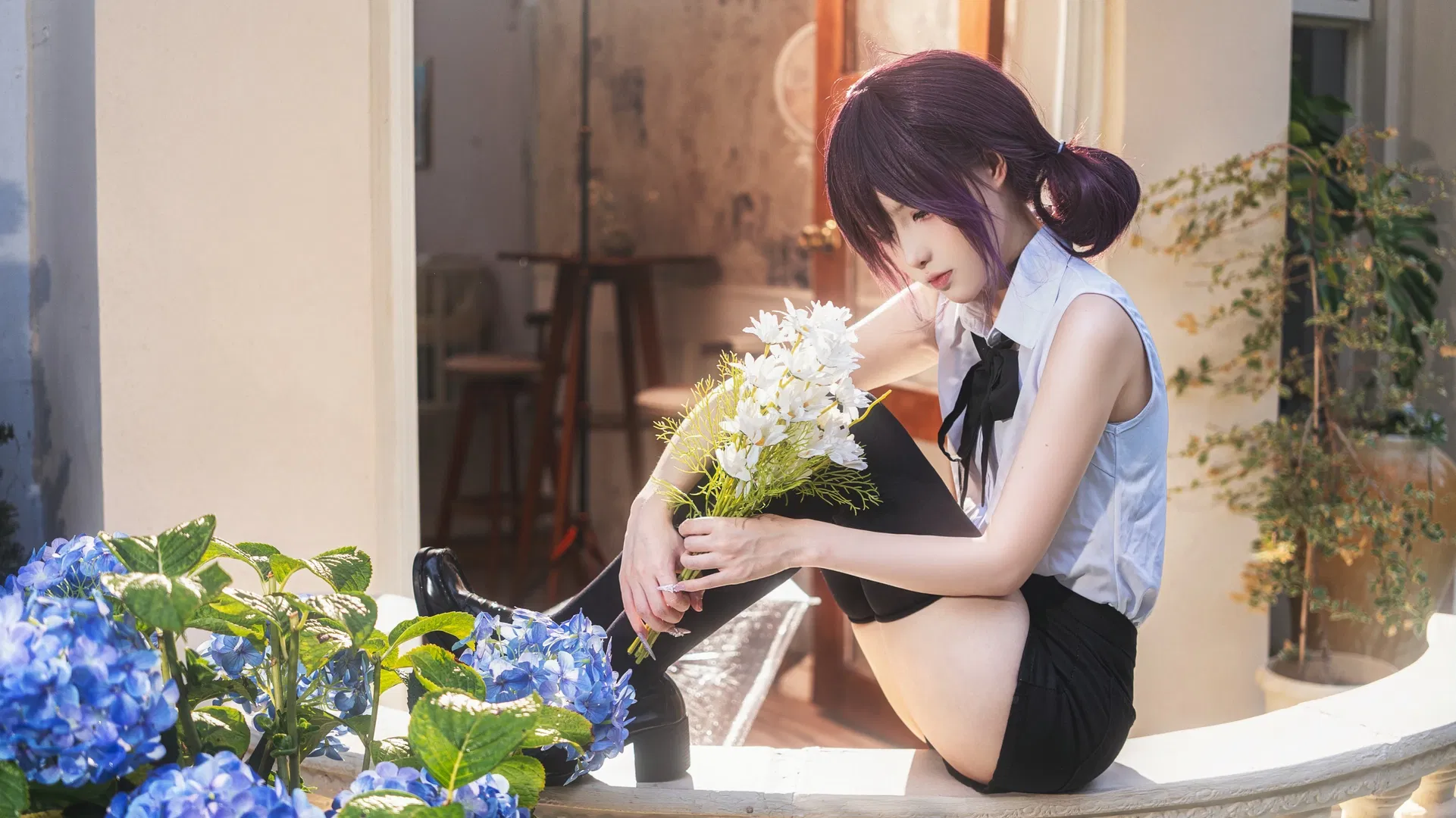 【蕾塞cos】电锯人里的紫发少女与绣球花 - 第 4 张