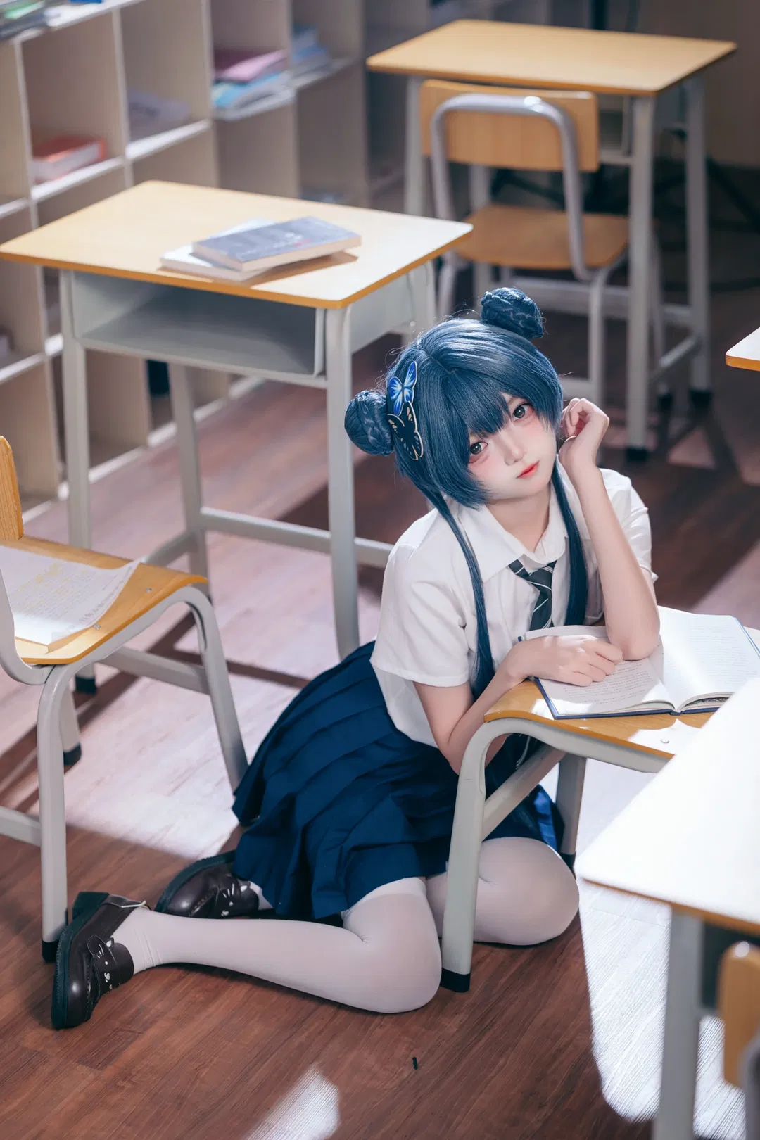 【妃咲cos】碧蓝航线妃咲的教室白丝制服拍摄记录 - 第 3 张