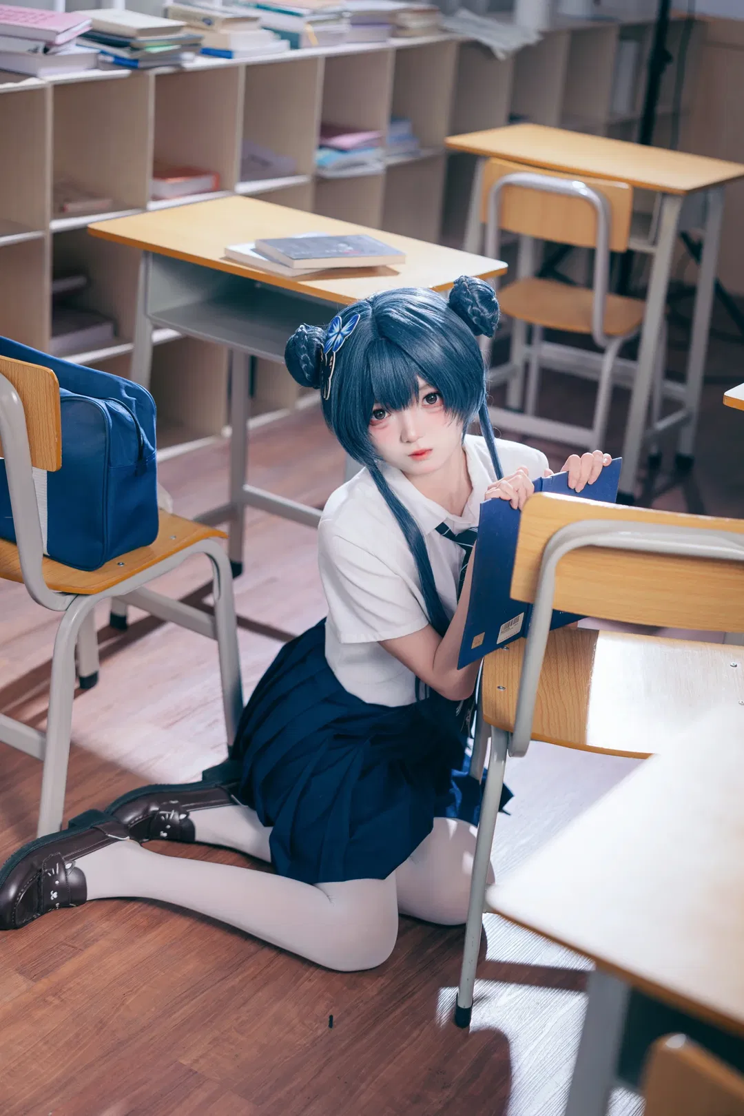 【妃咲cos】碧蓝航线妃咲的教室白丝制服拍摄记录 - 第 5 张