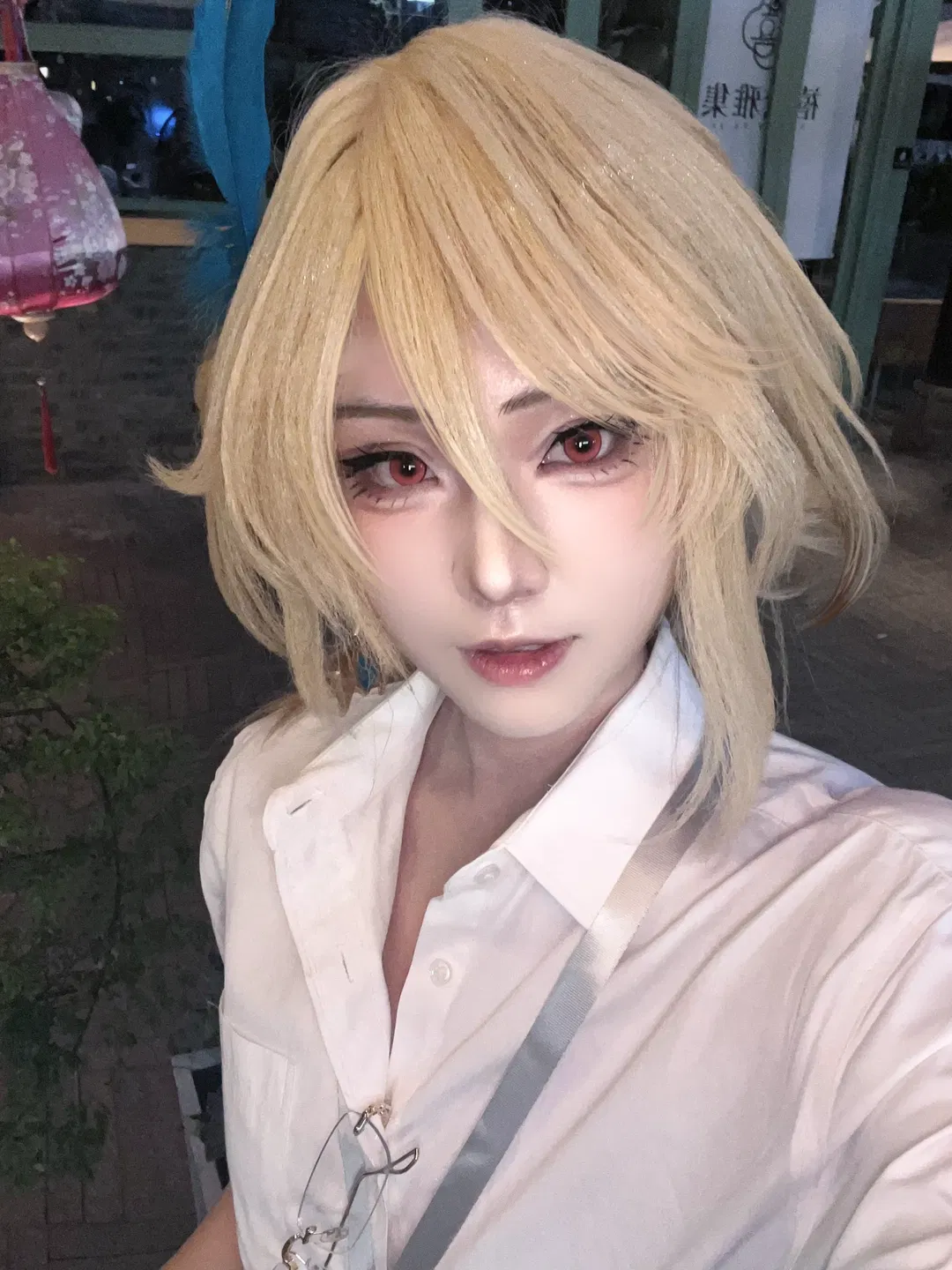【卡维cos】私心呈现知妙衍生设定，夜景下的白衬衫造型 - 第 1 张