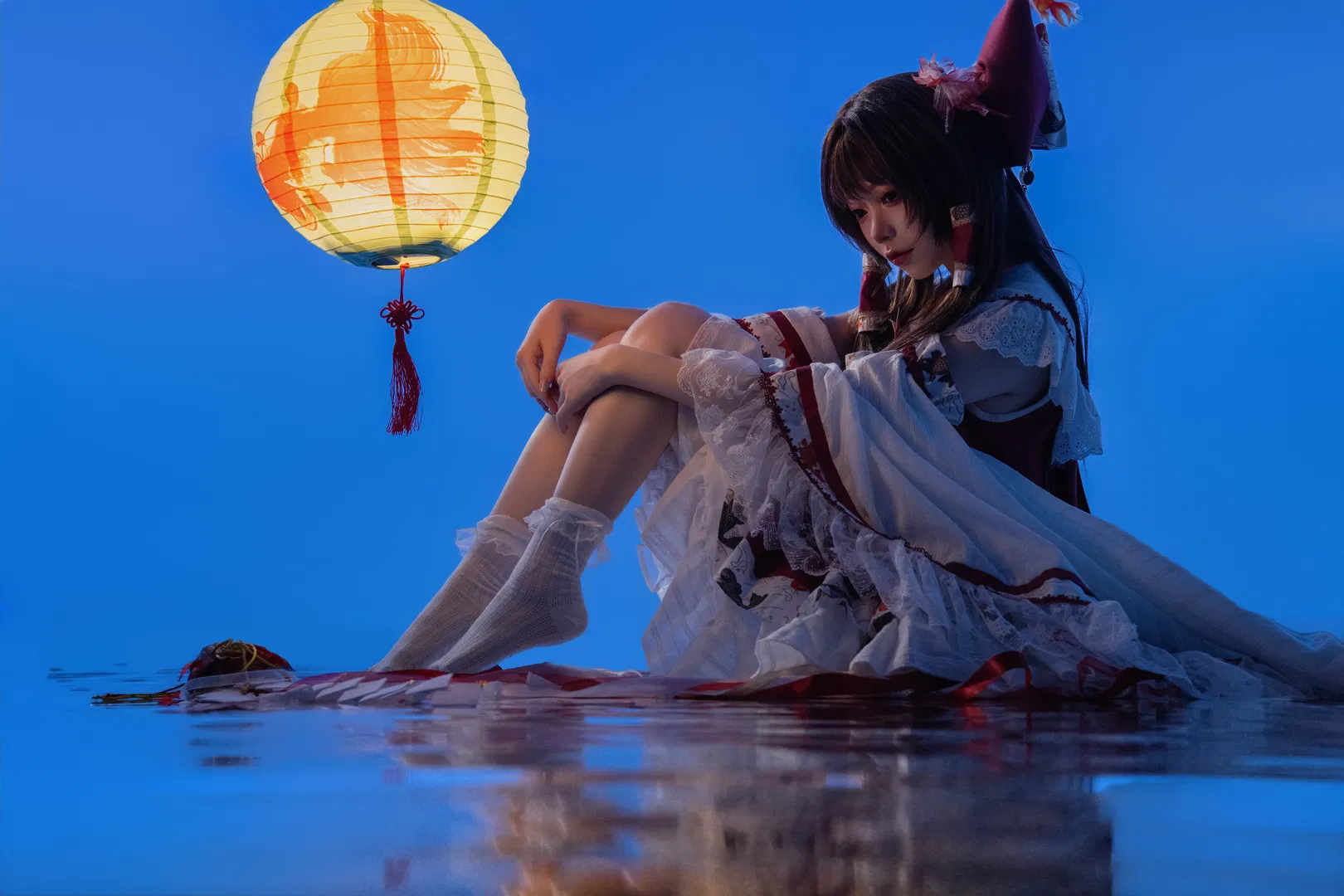 【博麗靈夢cos】東方二設，水與光影的幻想交織 - 第 3 張