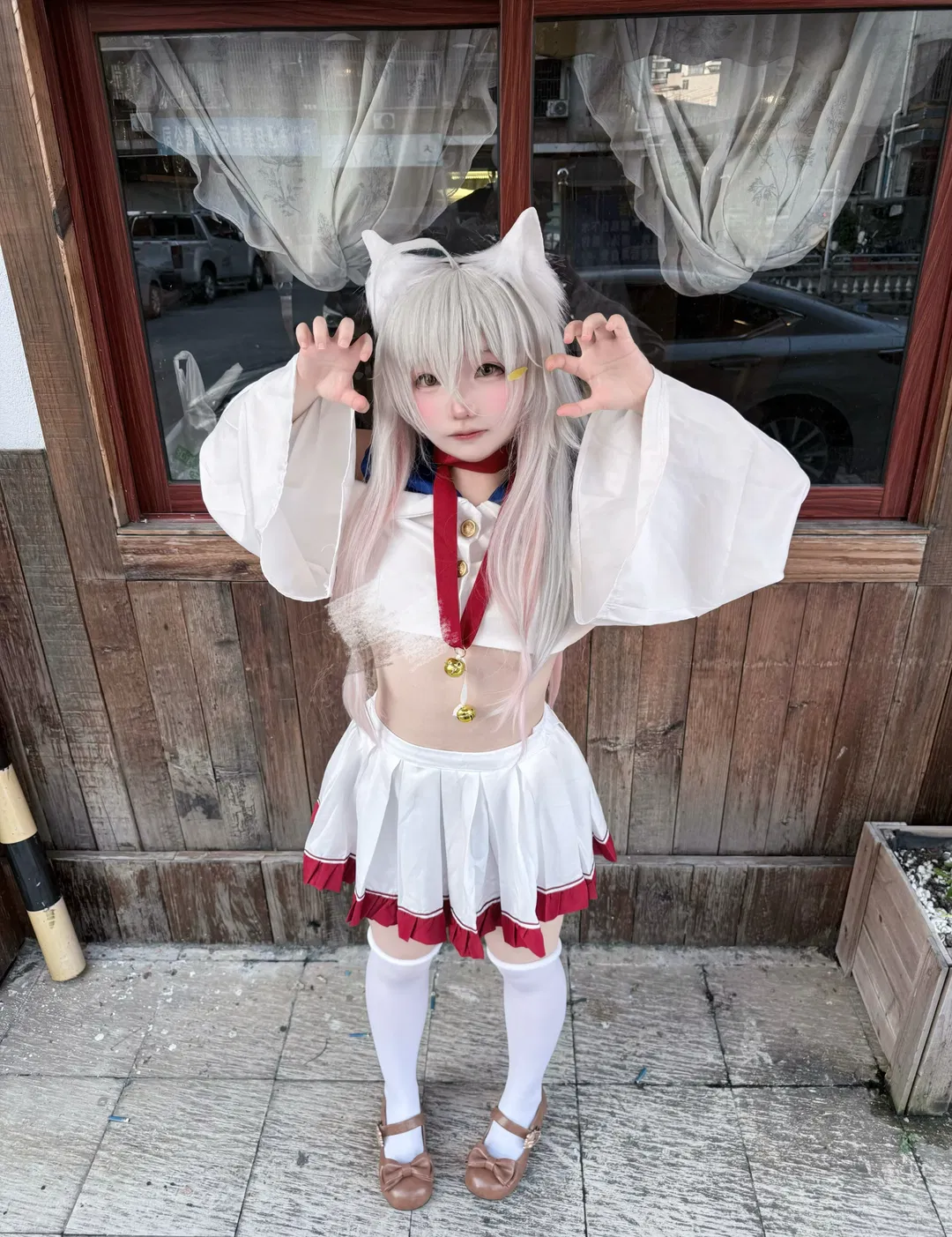 【小黑cos】櫻花萌放裡的俏皮貓耳少女 - 第 1 張