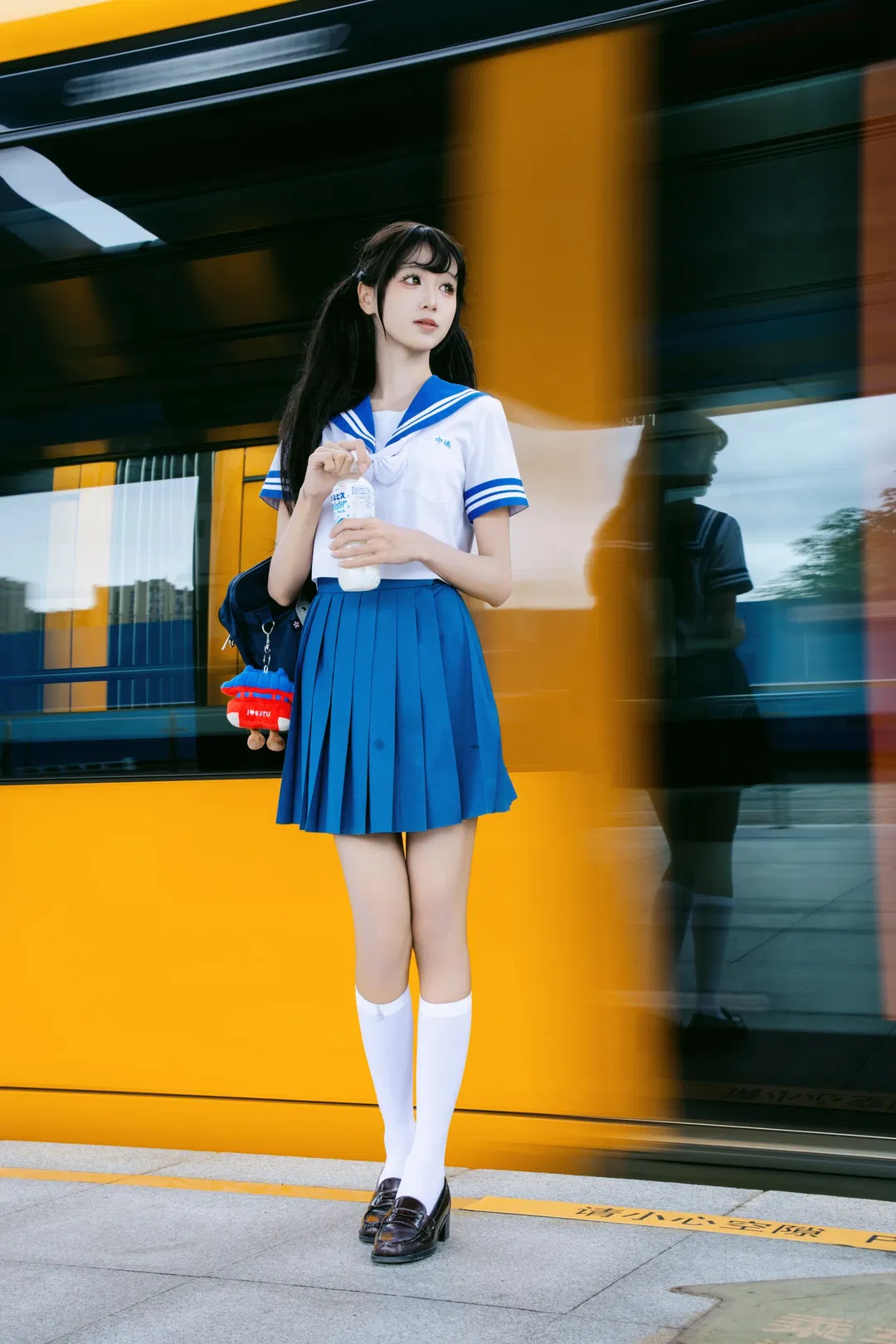 夏日电车与JK水手服的日常 - 第 6 张