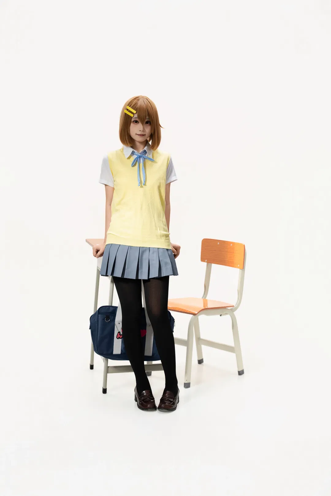 【平澤唯cos】輕音少女白棚動作參考，捕捉日常的靈動瞬間 - 第 10 張