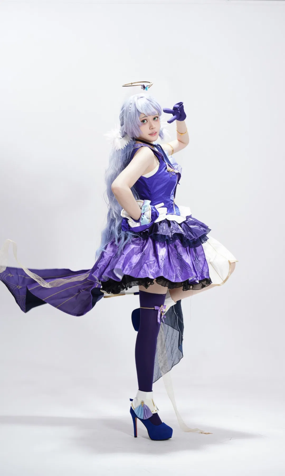 【知更鸟cos】崩坏星穹铁道知更鸟，紫裙与丝袜的华丽演绎 - 第 2 张